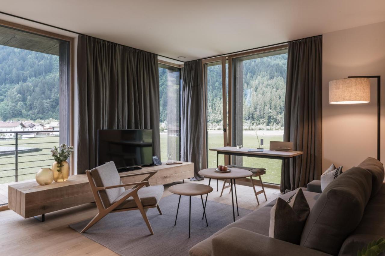 Zelloon Boutique Hotel Zell am Ziller Dış mekan fotoğraf